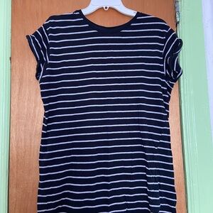 H&M Black and Gray Striped Basic Tee